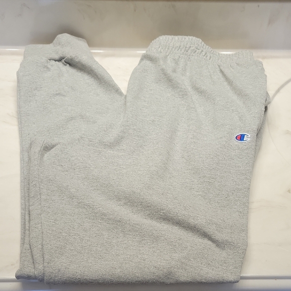 Champion  Gray Mens Joggers XL NWOT - Picture 1 of 11